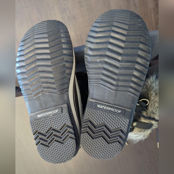 SOREL Joan Of Ark Waterproof Winter Boots, size 5 - Picture 2 of 11